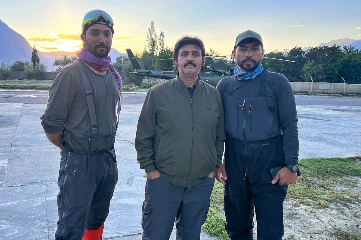 Climbers-search-operation,-Pakistan-1785647381.jpg
