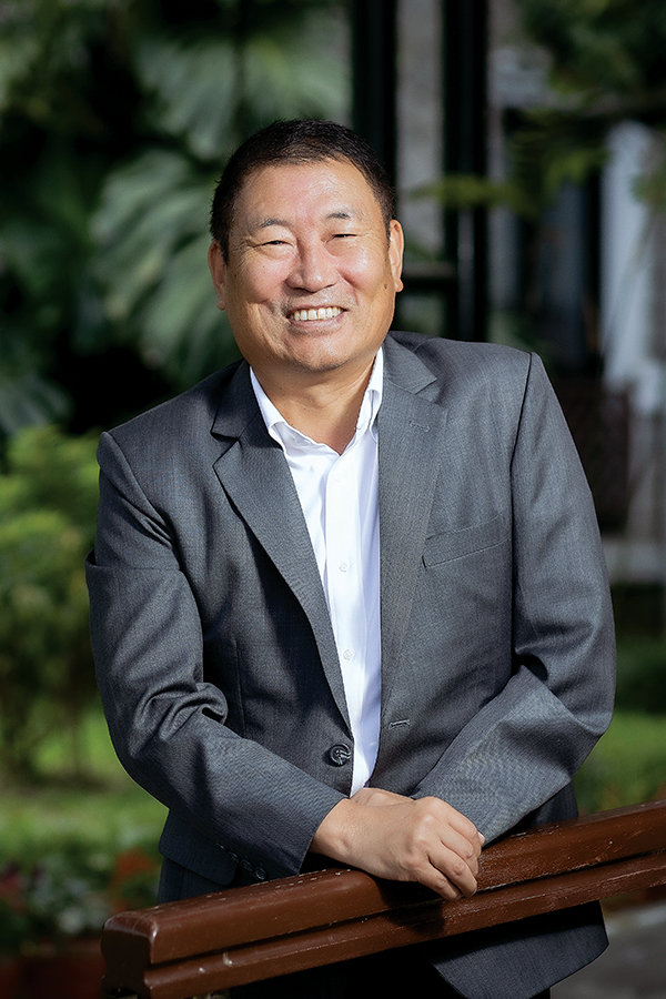 DR-PEMA-GYAMTSHO-(3)-1792062815.jpg