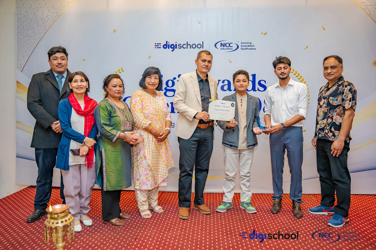 Digi School Global honors outstanding students