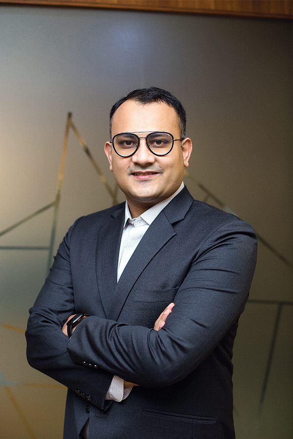 GAURAV-SHARDA-1786439335.jpg
