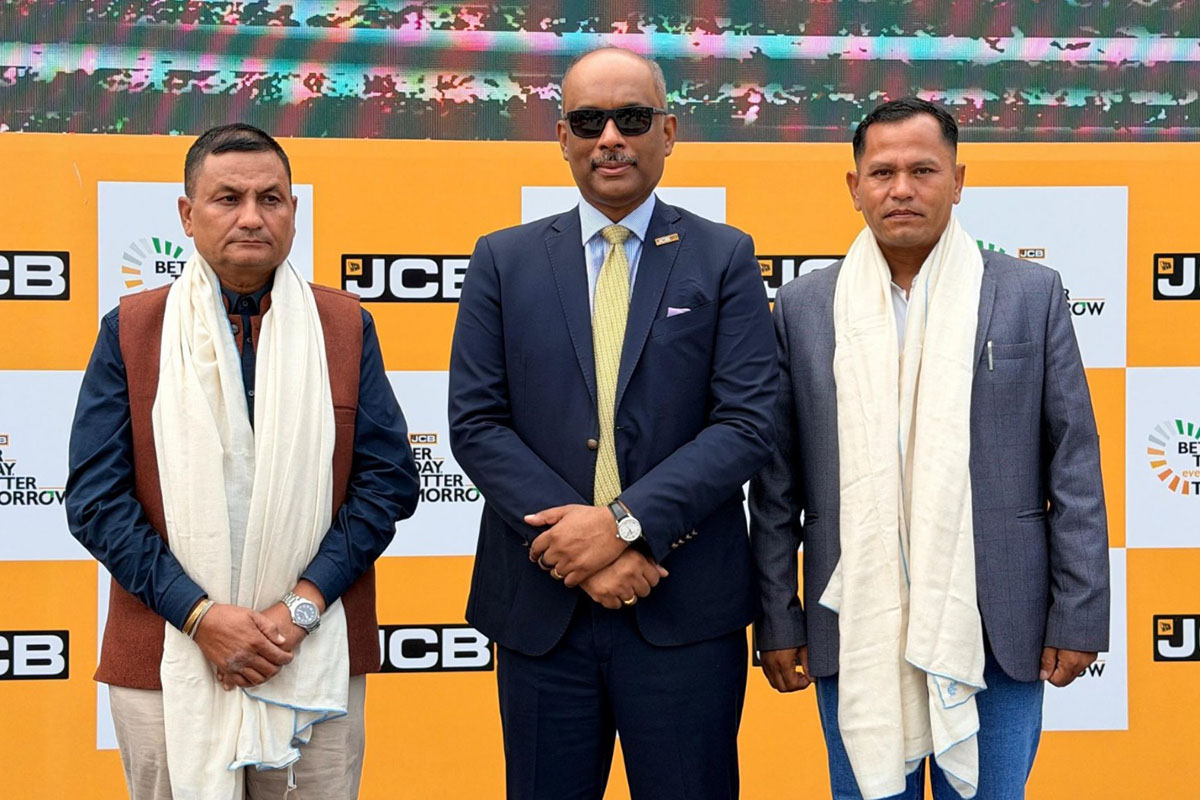 JCB India honours Nepali customers following Bhotekoshi flood rescues