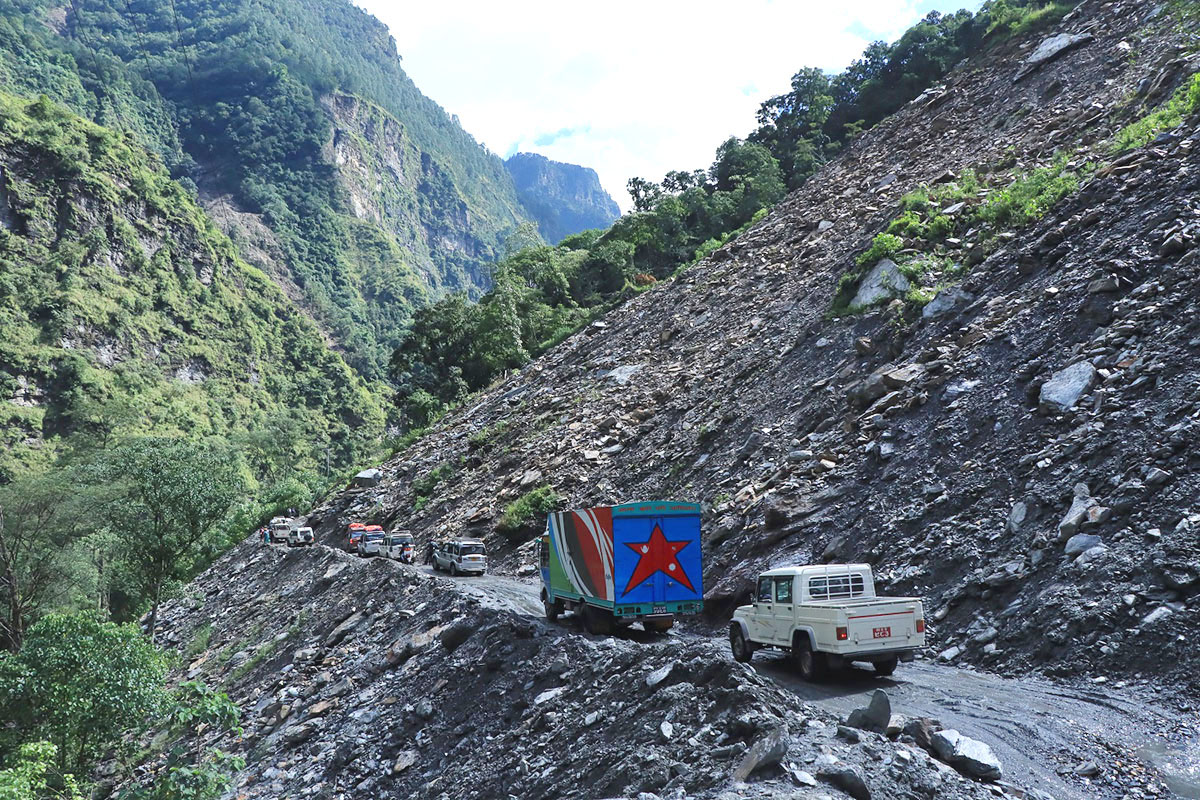 Six major roadways remain disrupted, Araniko Highway likely to resume this evening: DoR