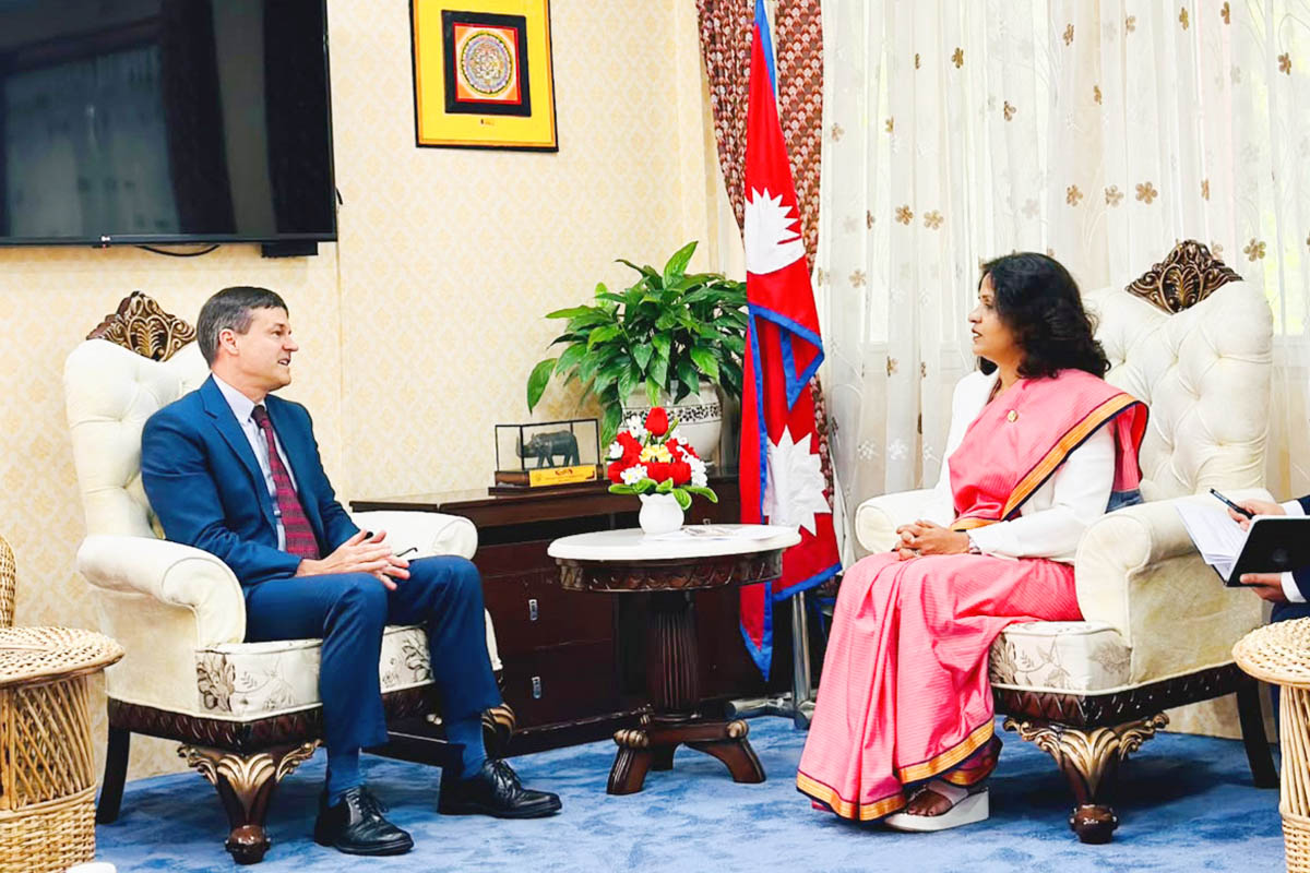 Industry minister urges US to extend trade preference and boost investment