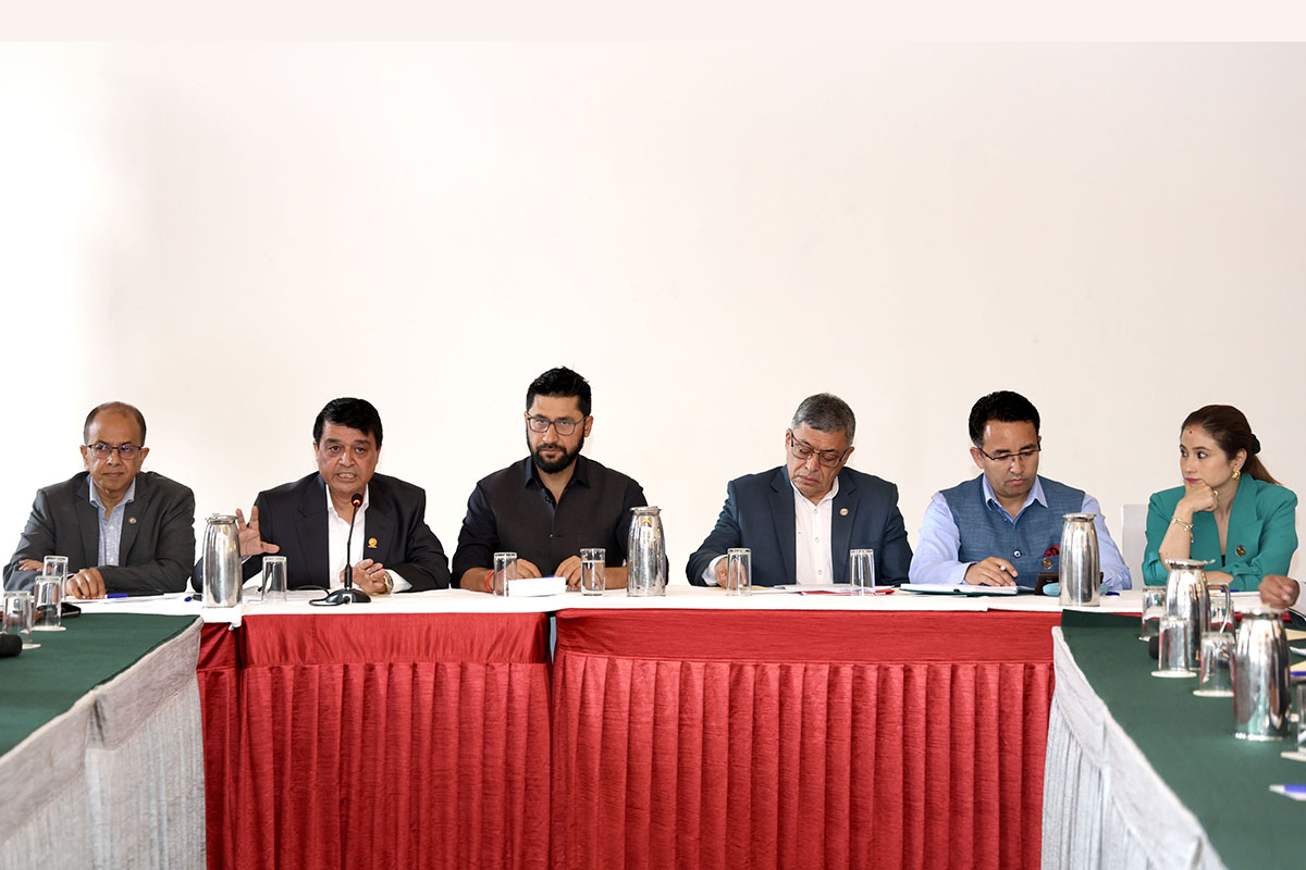 RSP President Lamichhane tells industrialists not to panic over fair business