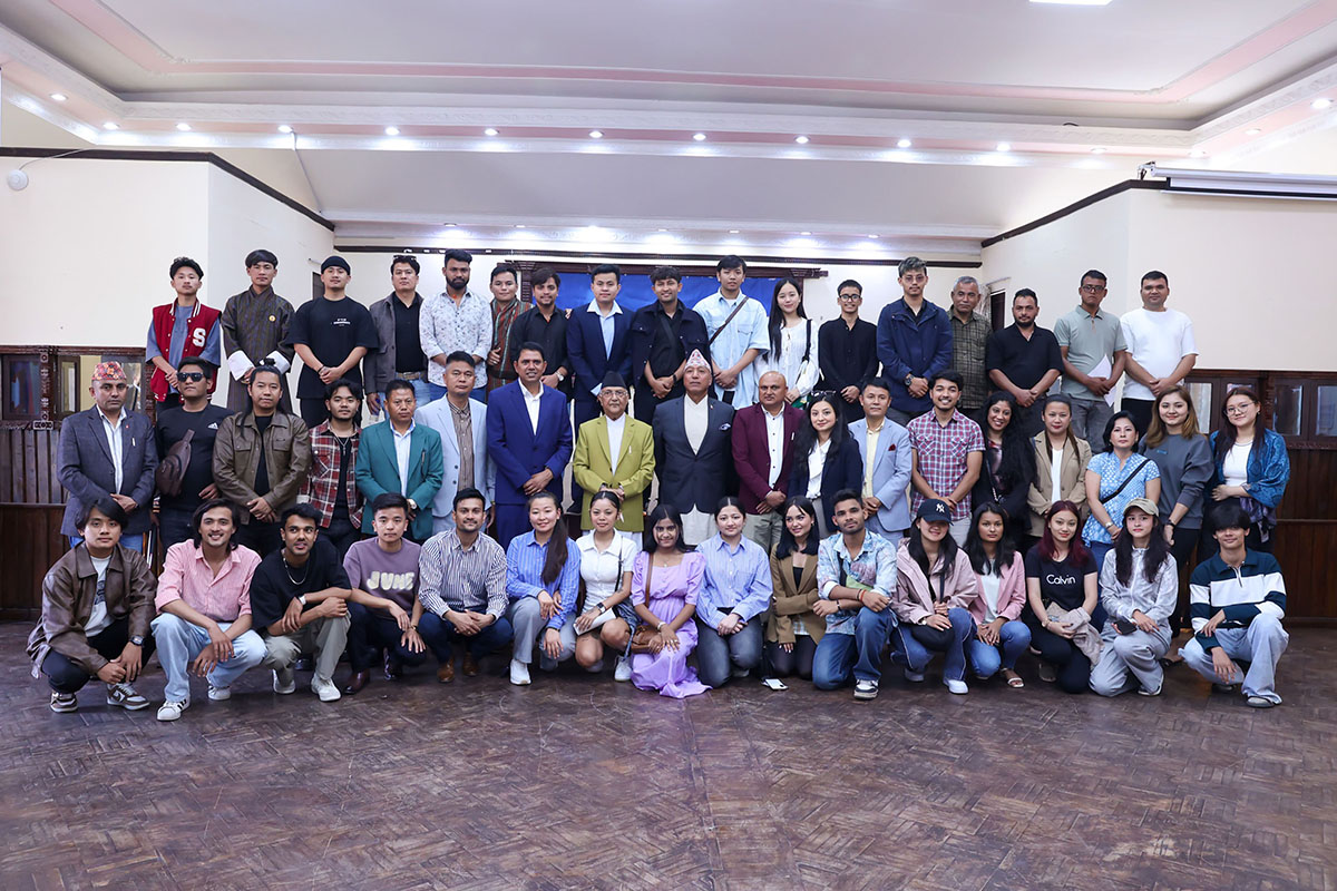 PM Oli meets reality show participants  