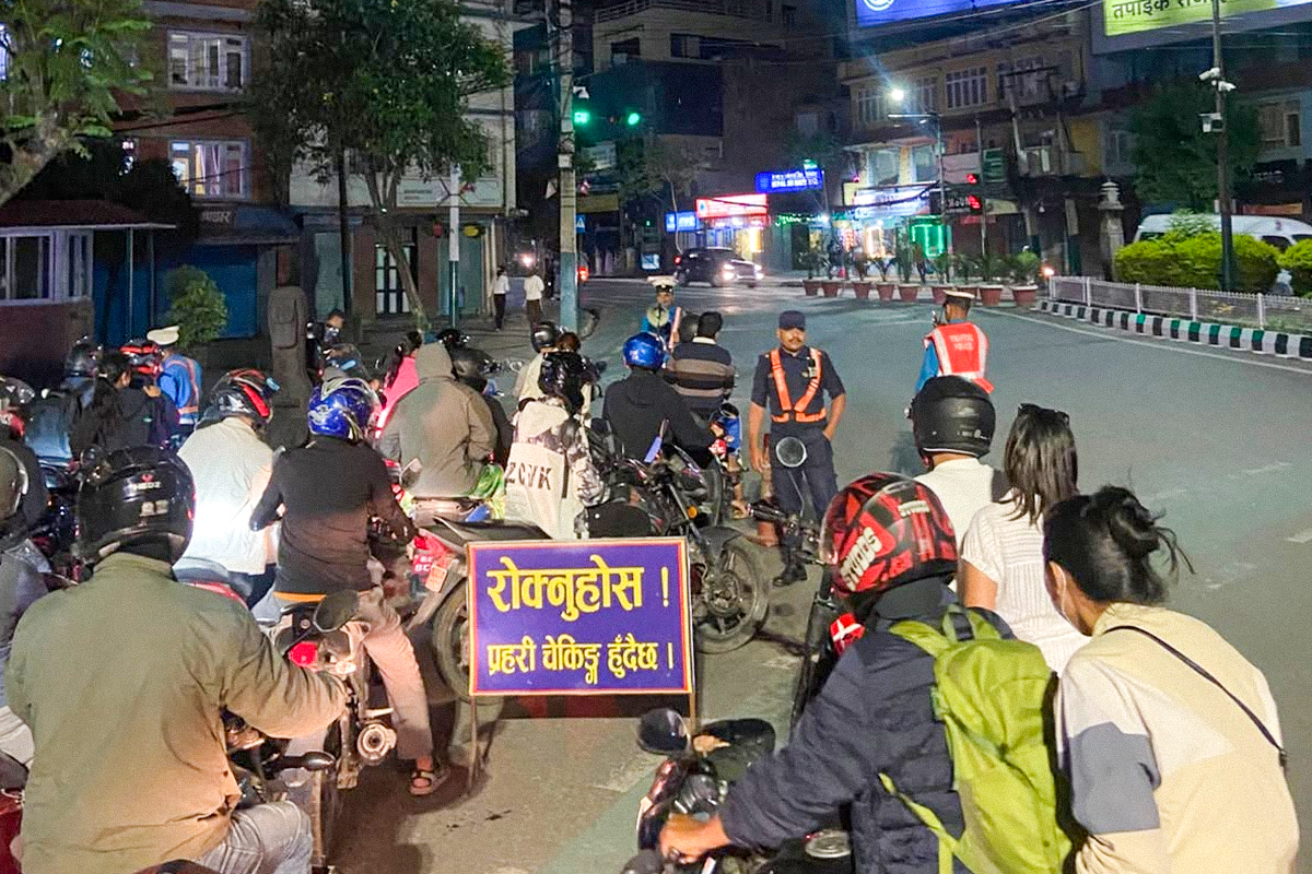 Kathmandu Valley Traffic Police Fine 1,922 Motorists in 24 Hours, Collect Over Rs 511,000 in Penalties