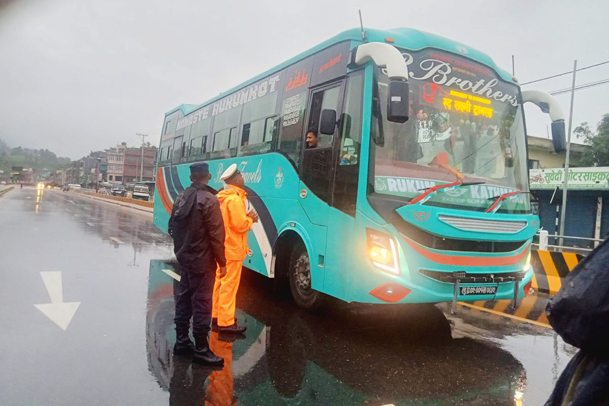 Monsoon rains suspend traffic on several highways: police