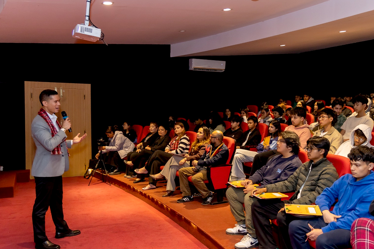 US-Embassy-representative-Mr.-Mike-Harker-Inspires-Students-02-1771735349.jpg