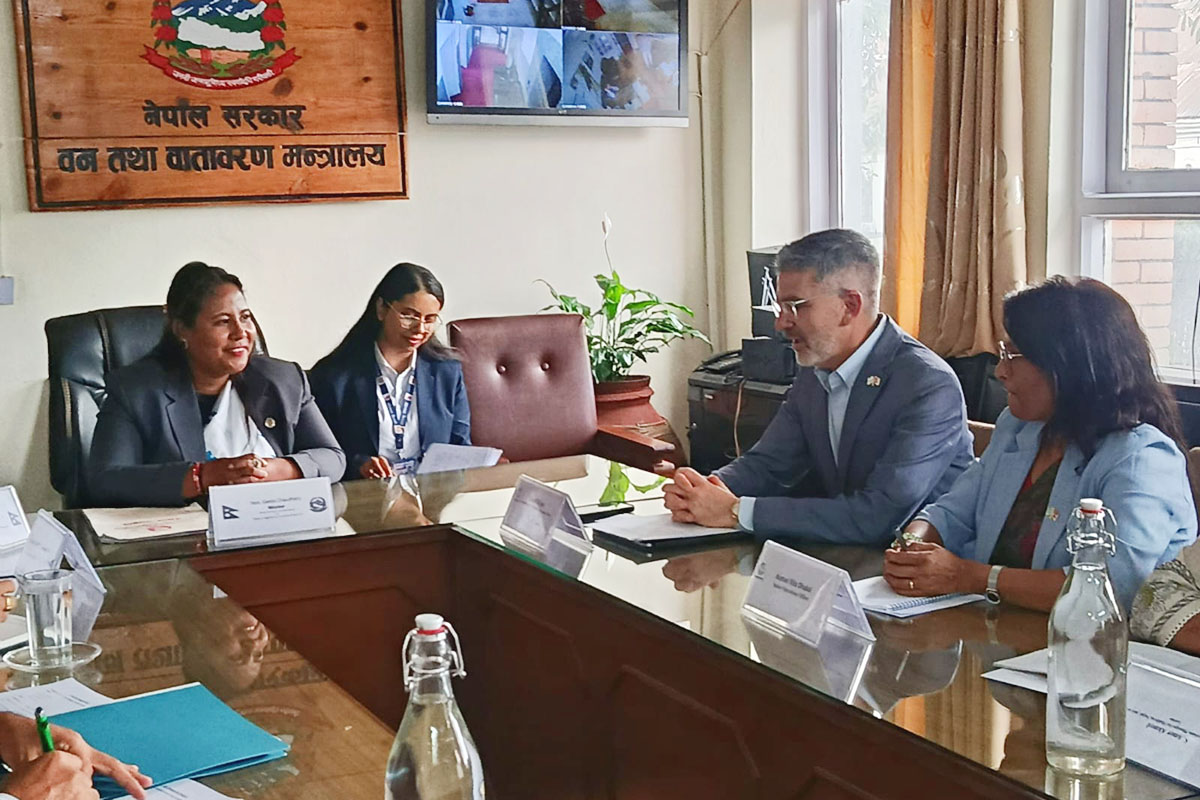 World Bank Country Director Sislen calls on Minister Chaudhary