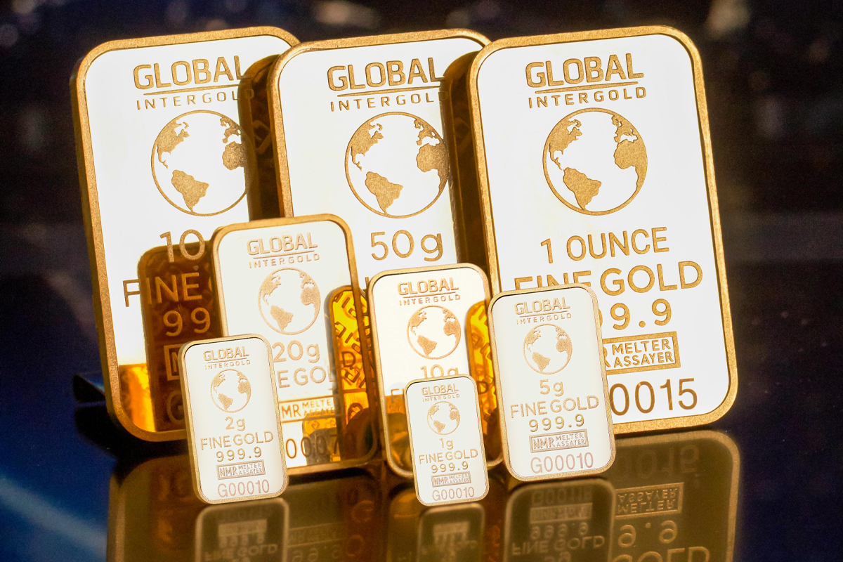 Gold price rises in domestic market by Rs 1,600 ; traded at Rs 192,900 per tola